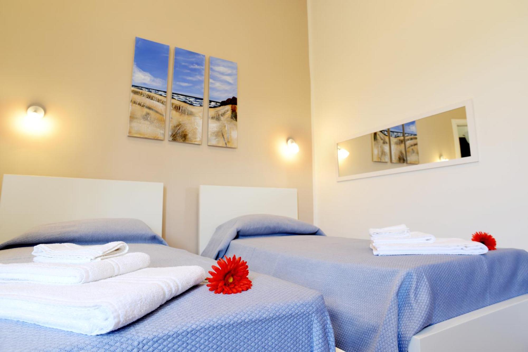 Double or Twin Room Private Bathroom